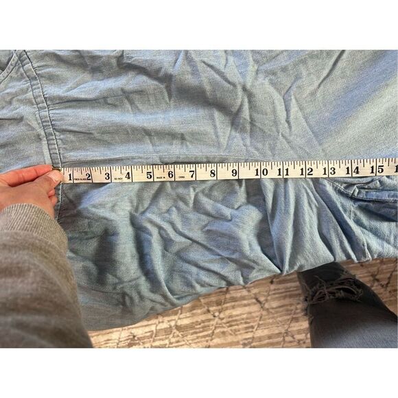 Old Navy Surplice Ruffle Cap Sleeve Cropped Cotton Chambray Jumpsuit Blue Sz XL - Picture 12 of 12